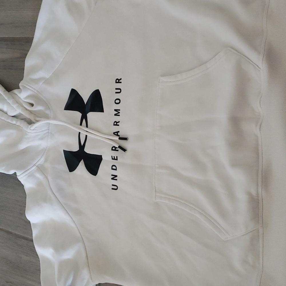 Under armour hooded sweatshirt